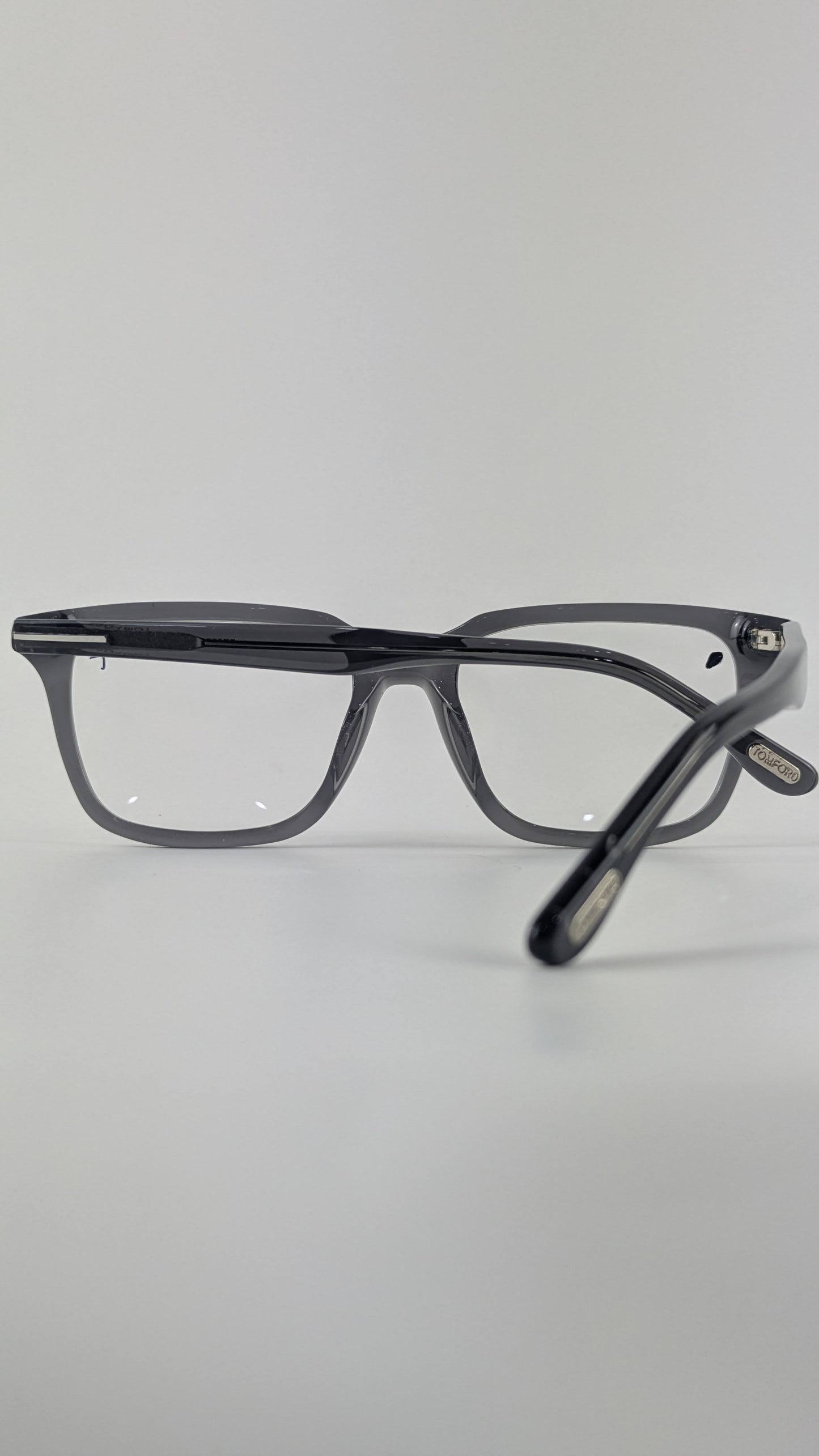 TOM FORD FT 5775-D-B