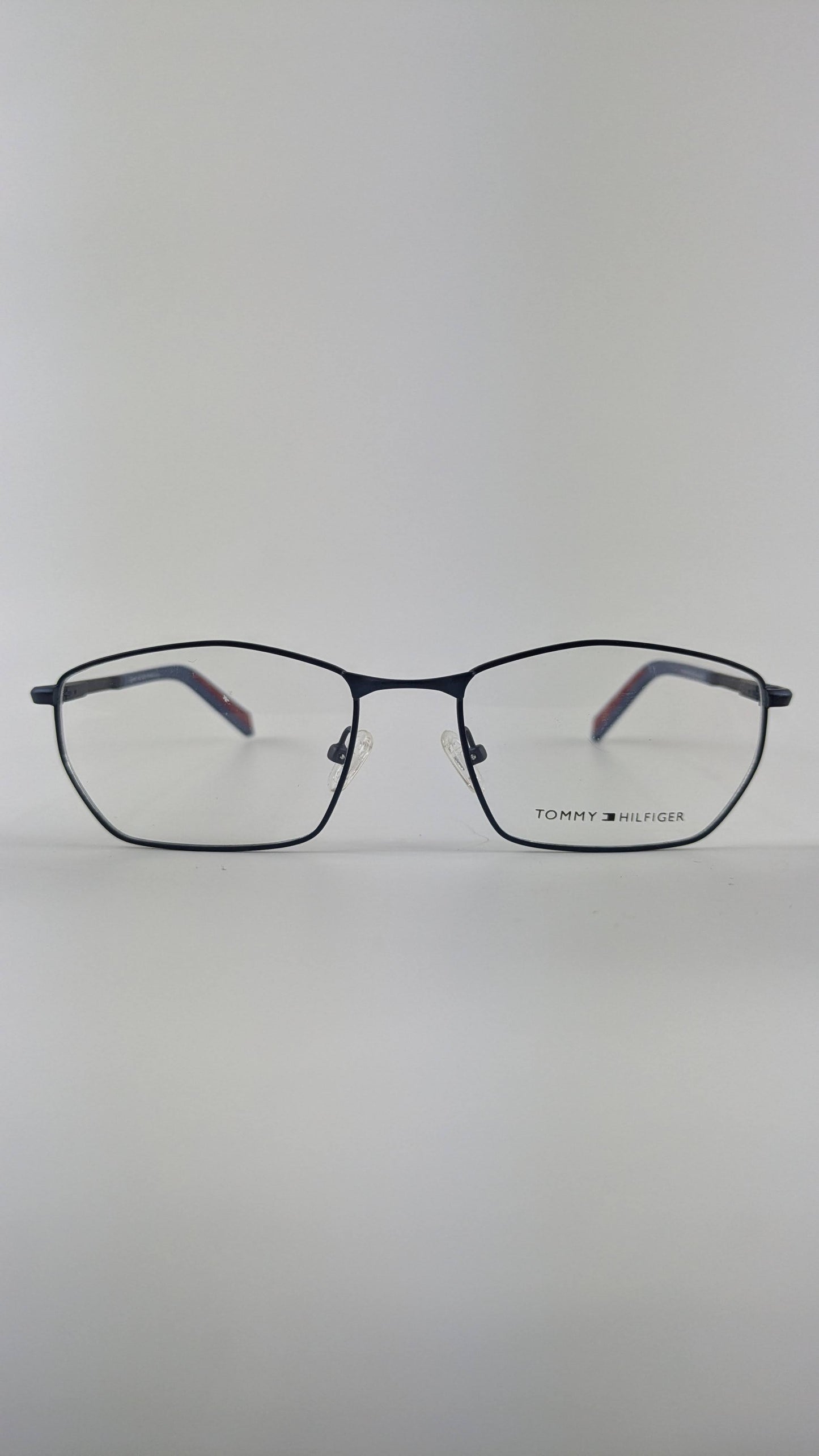 Tommy Hilfiger TH 1782