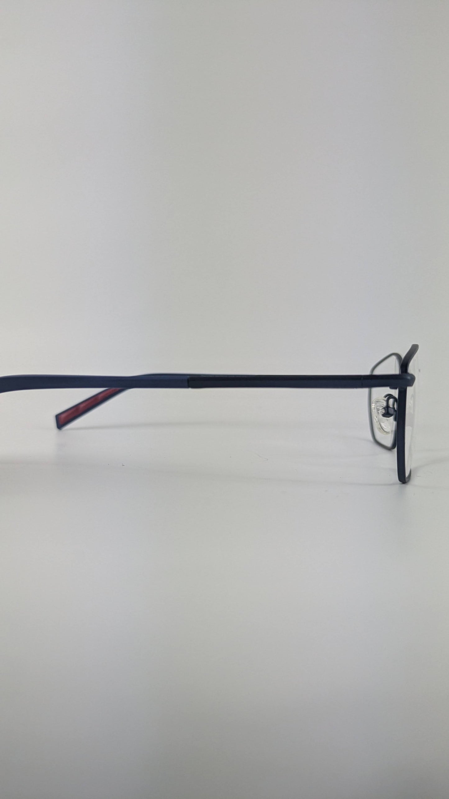 Tommy Hilfiger TH 1782